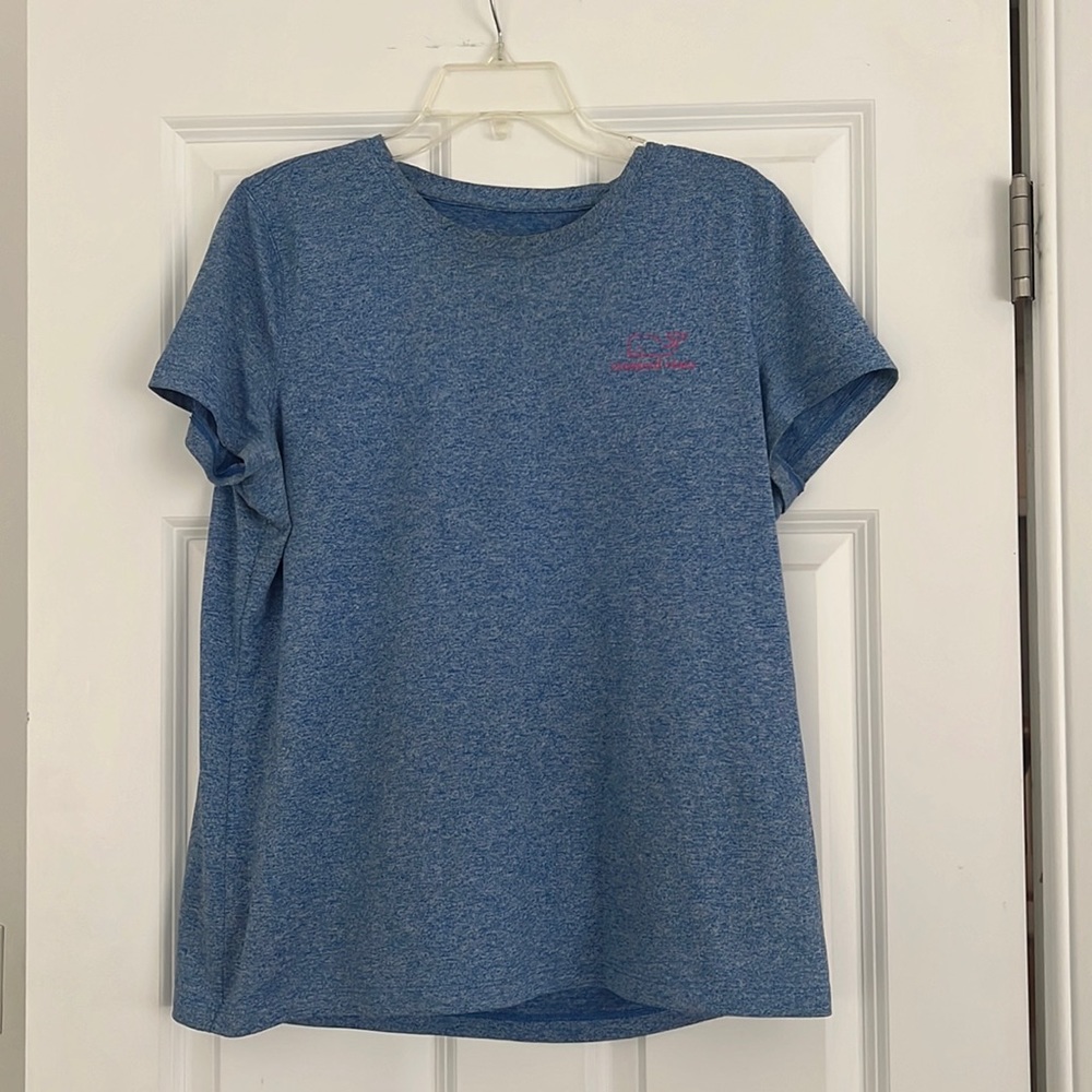 Vineyard Vines performance shirt, size L